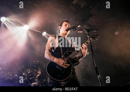 Norvège, Oslo - le 16 mars 2018. Le groupe de heavy metal américain Trivium effectue un concert live de la Rockefeller à Oslo. Ici chanteur et guitariste Matt Matt est vu sur scène. (Photo crédit : Gonzales Photo - Synne Nilsson). Banque D'Images