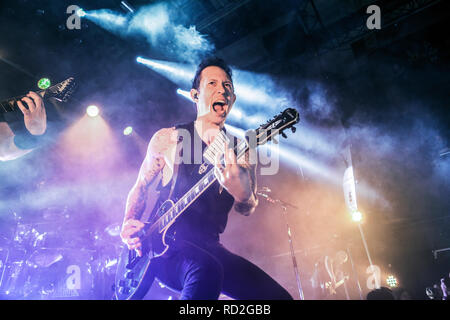 Norvège, Oslo - le 16 mars 2018. Le groupe de heavy metal américain Trivium effectue un concert live de la Rockefeller à Oslo. Ici chanteur et guitariste Matt Matt est vu sur scène. (Photo crédit : Gonzales Photo - Synne Nilsson). Banque D'Images