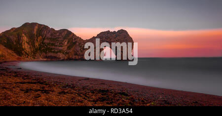 Durdle door longue exposition Banque D'Images