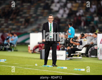 17 janvier 2019 : Juan Antonio Pizzi, entraîneur de l'Arabie saoudite au cours de l'Arabie saoudite Qatar v au Zayed Sports City Stadium à Abu Dhabi, Émirats arabes unis, AFC Asian Cup, championnat de football d'Asie. Ulrik Pedersen/CSM. Banque D'Images