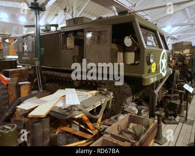 Allis-Chalmers M4 high speed tracktor Pic1. Banque D'Images