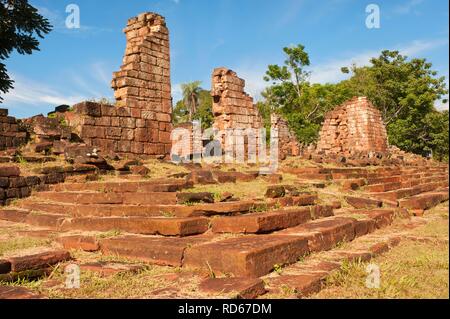 Étapes dans les ruines de la mission jésuite de Santa Ana, province de Misiones, en Argentine, en Amérique du Sud Banque D'Images