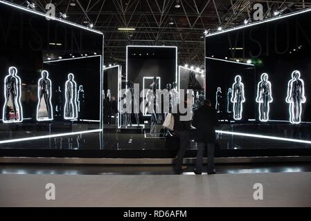 Shop-mannequins de vitrine à l'Euro Shop 2011 Salon de l'aménagement, l'ameublement, la publicité, le merchandising visuel Banque D'Images