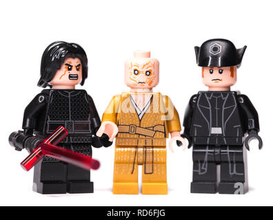 SAMARA, RUSSIE - le 17 janvier 2019. LEGO STAR WARS. Figurines Star Wars - Épisode 8, Kylo Ren, Snoke, Hux Banque D'Images