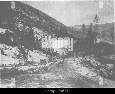 . La protection des forêts et de la conservation dans le Maine, 1919. Les forêts et la foresterie. MAINE FORESTRY DISTRICT 19 Adresse, "mon voyage à travers en tant que gestionnaire de la Nouvelle Angleterre Unités Scierie^' E. C. Hirst, Forestier de l'État du New Hampshire Le mercredi matin 7:30 Un vrai petit déjeuner, Woods Augusta House 8:30 heures le commissaire et le commissaire adjoint, dans les bureaux à la State House, conféré et conseillé pour que les directeurs en ce qui concerne les travaux pour chaque préfet du territoire national, c'est 11:00 heures Réunion dans la salle du Sénat pour l'entretien final et dernier ajournement 12 h 00 Dîner d'adieu à Augusta House.. Banque D'Images