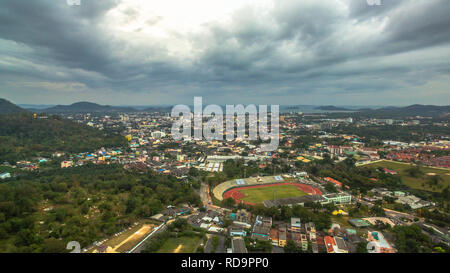 Thailand-February,Phuket,21,2017 Darasamuth:intersection de la route principale de la ville de Phuket il y a de nouvelles constructions pour le développement dans la ville de Phuket Banque D'Images