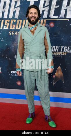 New York, NY, USA. 17 Jan, 2019. Shazad Latif aux arrivées de STAR TREK : découverte saison officielle 2 première projection, Conrad New York, New York, NY 17 janvier 2019. Credit : RCF/Everett Collection/Alamy Live News Banque D'Images