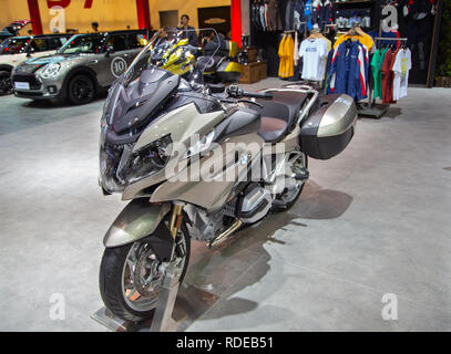 Nonthaburi, Thaïlande - 4 décembre 2018 : BMW R 1200 RT présentée dans Motor Expo 2018 Banque D'Images