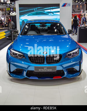 Nonthaburi, Thaïlande - 4 décembre 2018 : BMW M2 Coupé présenté dans l'Expo 2018 à moteur Banque D'Images