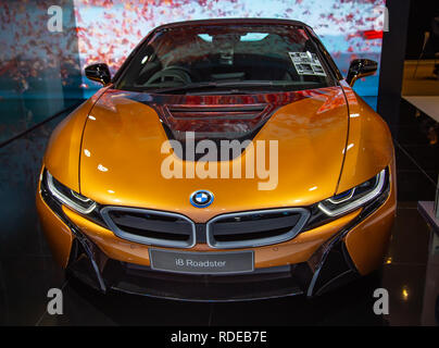 Nonthaburi, Thaïlande - 4 décembre 2018 : BMW i8 Roadster présenté dans l'Expo 2018 à moteur Banque D'Images