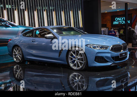 Nonthaburi, Thaïlande - 4 décembre 2018 : BMW Série 8 Coupé de luxe présenté dans Motor Expo 2018 Banque D'Images