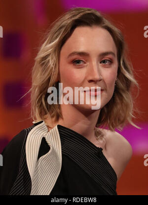 Saoirse Ronan pendant le tournage pour le Graham Norton Show à BBC Television Centre 6 Studioworks, Wood Lane, Londres, pour être diffusé sur BBC One le vendredi soir. Banque D'Images