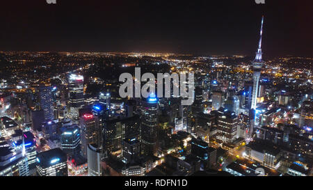Auckland de nuit vu de la drone Banque D'Images