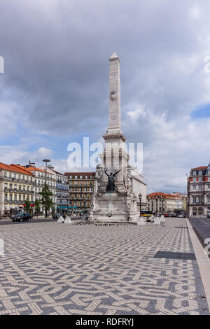 Le Monument aux restaurateurs situé dans la place de la restauration à Lisbonne, Portugal Banque D'Images