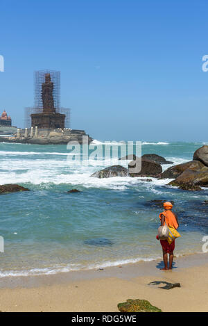 Saint homme hindou à Kanyakumari (Cap Comorin), Tamil Nadu, Inde Banque D'Images