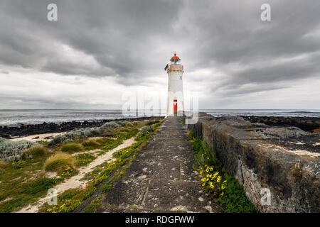 Port Fairy phare sur l'île Griffith. Banque D'Images