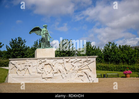 La sculpture de l'Søfartsmonumentet, un monument maritime à l'Ecole nationale de la marine marchande qui ont perdu la vie en mer durant la Seconde Guerre mondiale, Copenhague Banque D'Images