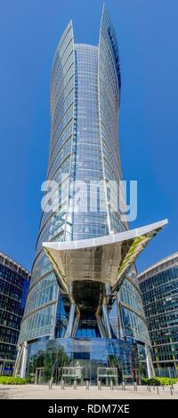 Varsovie, MAZOVIE PROVINCE / POLOGNE - 5 mai 2018 : Varsovie spire, le plus haut immeuble de bureaux à Varsovie (220 m.) Banque D'Images