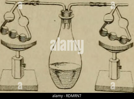 . Edinburgh New Philosophical Journal. . JuMiCiMIBi^ Hl'FI.I.. Veuillez noter que ces images sont extraites de la page numérisée des images qui peuvent avoir été retouchées numériquement pour plus de lisibilité - coloration et l'aspect de ces illustrations ne peut pas parfaitement ressembler à l'œuvre originale.. Banque D'Images