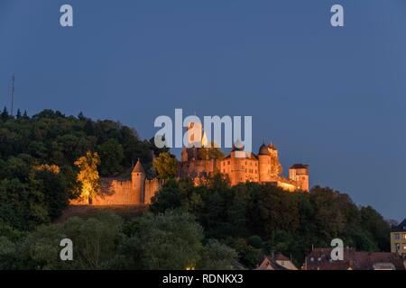 Château de Wertheim dans la soirée, Kreuzwertheim, Bade-Wurtemberg, Allemagne Banque D'Images