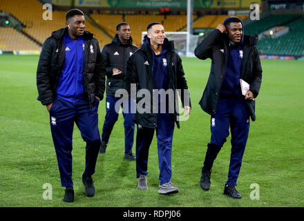 Birmingham City's Wes Smith (de gauche à droite), Dacres-Cogley Beryly Lubala Josh et avant le match de championnat à Sky Bet Carrow Road, Norwich. Banque D'Images