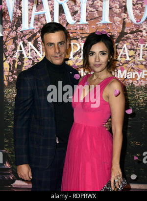 Célébrités assister à "Mary Poppins' Milan première tapis rouge comprend : Serena Rossi, Davide Devenuto Où : Milan, Italie Quand : 18 Déc 2018 Crédit : IPA/WENN.com **Uniquement disponible pour publication au Royaume-Uni, USA, Allemagne, Autriche, Suisse** Banque D'Images