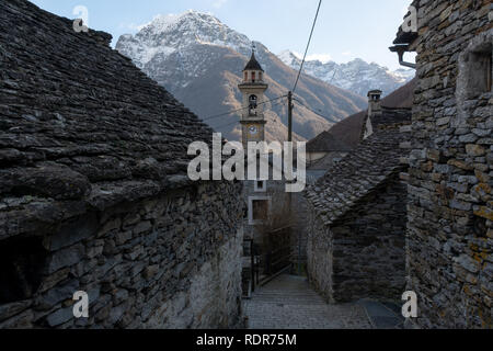 Village rural de Sonogno, Suisse Banque D'Images