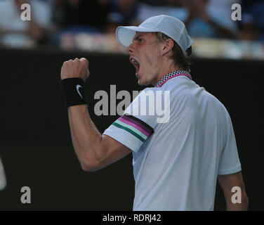 Melbourne Park, Melbourne, Australie. 19 Jan, 2019. Open de tennis d'Australie, jour 6 ; Denis Shapovalov du Canada réagit contre la Serbie de Novak Djokovic : Action Crédit Plus Sport/Alamy Live News Banque D'Images