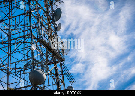 La tour de télécommunications de l'antenne radio, Californie Banque D'Images