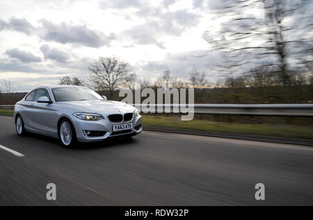 2014 BMW 220d coupé allemand Banque D'Images