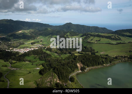 São Miguel, Açores, Portugal - 26 Avril 2018 : vue sur Furnas Banque D'Images