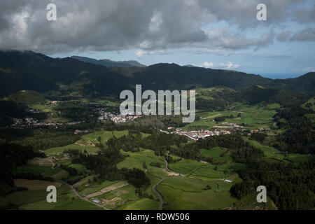 São Miguel, Açores, Portugal - 26 Avril 2018 : vue sur Furnas Banque D'Images