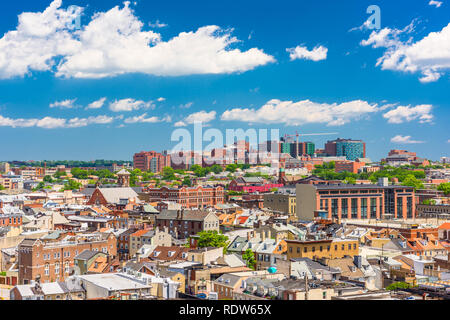 Baltimore, Maryland, USA donnant sur la ville et les quartiers de la petite Italie. Banque D'Images