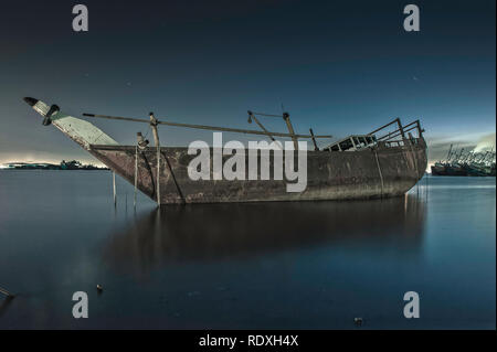 Dead Old Ship Koweït Banque D'Images