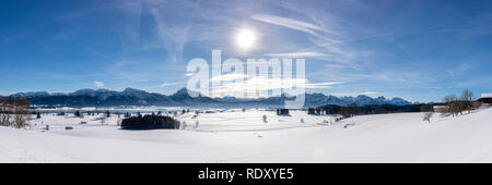 Paysage panoramique en Bavière en hiver Banque D'Images