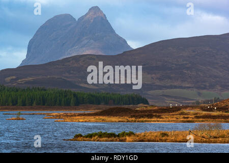 Suilven, Lochinver, Ecosse, Royaume-Uni Banque D'Images