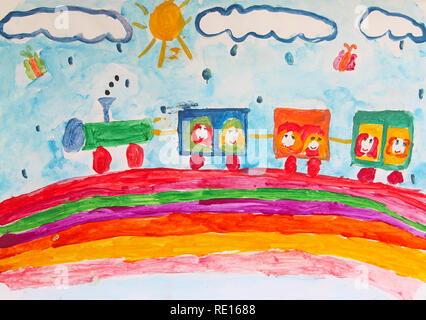 Dessin d'enfant de joyeux train roulant le long de l'arc-en-ciel de pluie. Drôle de dessin d'enfant. L'art de l'enfant former peint par enfant. Lumineux et colorés chi Banque D'Images