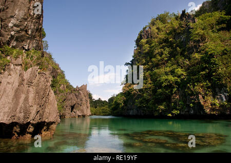 Big Lagoon El Nido, docks de Miniloc Island, Philippines Palawan Big Lagoon, en Asie du Sud-Est, l'Asie Banque D'Images