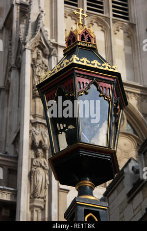 Lanterne ouvragée à la Collégiale de Saint Pierre à l'abbaye de Westminster (Westminster) à Londres, Royaume-Uni Banque D'Images