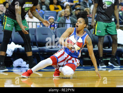 Memphis, TN, USA. 18 janvier, 2019. Harlem Globetrotters guard, torche (10), diapositives pendant l'exposition game contre les Washington Generals à Fed Ex Forum à Memphis, TN. Kevin Langley/Sports médias du Sud/CSM/Alamy Live News Crédit : Cal Sport Media/Alamy Live News Banque D'Images