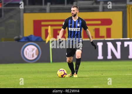 Foto Claudio Grassi/LaPresse 19 gennaio 2019 Milano (Mi) Italia sport calcio vs Inter Sassuolo - Campionato di Calcio Serie A TIM 2018/2019 - stadio Giuseppe Meazza. Nella foto : Marcelo Brozovic (# 77) Photo Inter Claudio Grassi/LaPresse 19 janvier 2019 Milan (MI) Italy sport soccer FC Internazionale Milan vs US Sassuolo - championnat de football italien Serie A Ligue TIM 2018/2019 - stade Giuseppe Meazza. Dans le pic : Marcelo Brozovic (# 77 Inter) Banque D'Images