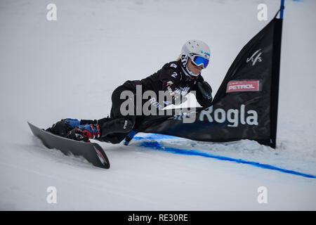 Rogla, en Slovénie. 19Th Jul 2019. Selina Joerg d'Allemagne en compétition lors de la Ladies' FIS Snowboard slalom géant parallèle Coupe du Monde de Rogla, en Slovénie, le 19 janvier 2019. Crédit photo : Jure Makovec : Jure Makovec/Alamy Live News Banque D'Images