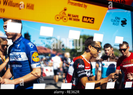 Adélaïde, Australie du Sud, Australie. 20 Jan, 2019. Richie Porte (centre), de l'équipe Trek Segafredo, à ouvrir une session, l'étape 6 du Tour Down Under, en Australie le 20 janvier 2019 Credit : Gary Francis/ZUMA/Alamy Fil Live News Banque D'Images