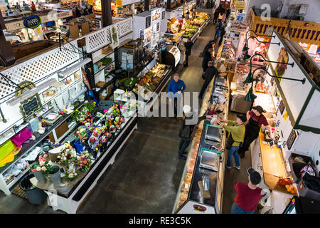 Lancaster, PA, USA, le 18 janvier 2019 : Le marché central au centre-ville de Lancaster City est un marché fermier local qui offre aux acheteurs une variété unique Banque D'Images