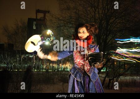 Des contes d'hiver, événement d'art avec de nombreux acteurs et artistes, une partie de l'GlueckAuf2010 festival culturel au début de Banque D'Images