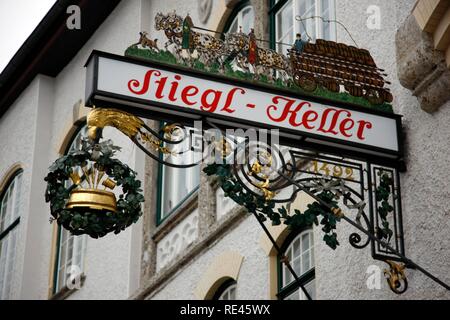 Signe de l'Stiegl-Keller taven, sur la colline de la Festung forteresse de Hohensalzburg, Salzburg, Autriche, Europe Banque D'Images