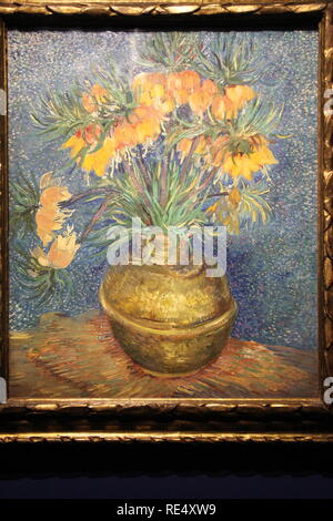 Fleurs dans un vase, dans un vase de cuivre Fritillaries, 1886, huile sur toile, Paris, musée d'Orsay, Vincent van Gogh (1853-1890), 2016, CCBB, São Paulo, Br Banque D'Images