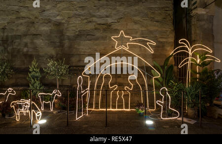 Belle piscine crèche dans la Piazza del Duomo, Pistoia, Toscane, Italie Banque D'Images