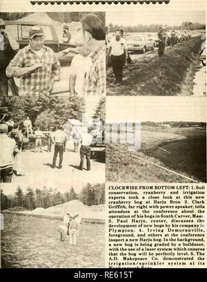 . Les canneberges ; : la canneberge national magazine. La canneberge. ^^^fi mwww w^j'^"^0^^0w 0w DANS LE SENS HORAIRE À PARTIR DE LA EN BAS À GAUCHE : g.la conservation des sols, de canneberge et de l'irrigation experts a pris d'examiner de près ce nouveau marais de canneberge à Harju Bros. 2. Clark Griffith, à droite avec le président, raconte les participants à la conférence sur l'exploitation de ses tourbières en Afrique du Carver, Massachusetts) 3. Paul Harju, centre, traite de l'élaboration de nouvelles tourbières par sa compagnie de Plympton. 4. Irving Demoranville, avant-plan et d'autres, à la conférence d'inspecter une nouvelle tourbière Harju. Dans l'arrière-plan, un nouveau bog est évalué et noté par un bulldo Banque D'Images