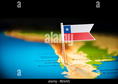 Le Chili a marqué avec un drapeau sur la carte Banque D'Images